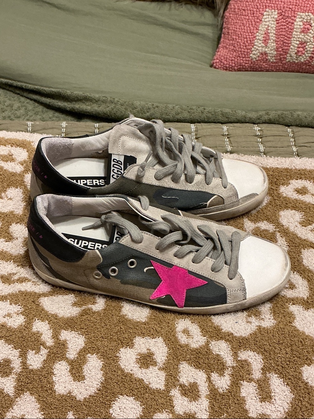 Golden Goose Kids Gray Sneakers with Pink Star Accent